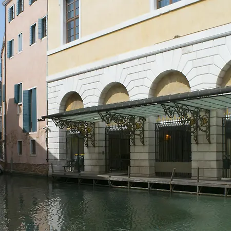 Gentile Apartment